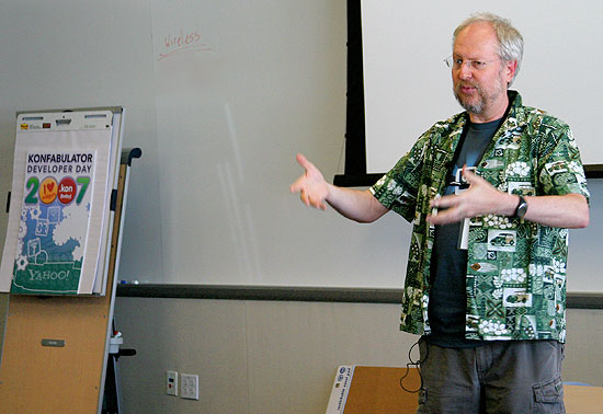 Douglas Krockford speaking at the 2007 Konfabulator Developer Day.