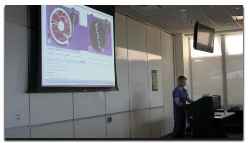 Flickr engineer Scott Schiller speaks at the 2011 F2E Summit at Yahoo! HQ in Sunnyvale, CA.